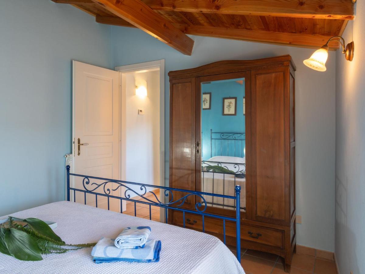 Apartment Azzurro By Interhome Vasia Luaran gambar